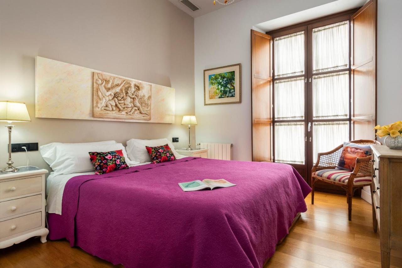 Cathedral Apartment, First Floor Seville Exterior photo